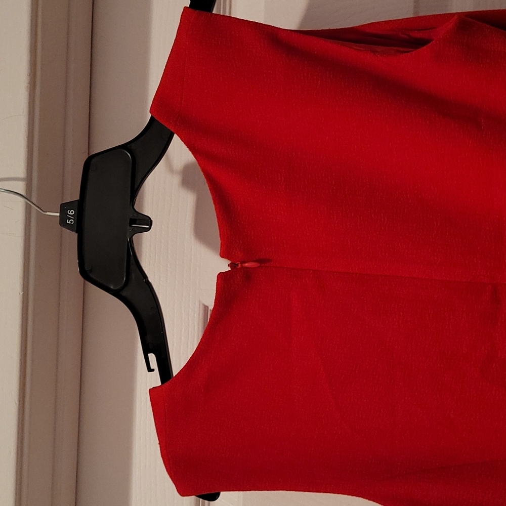 Dress - Picture 4 of 4